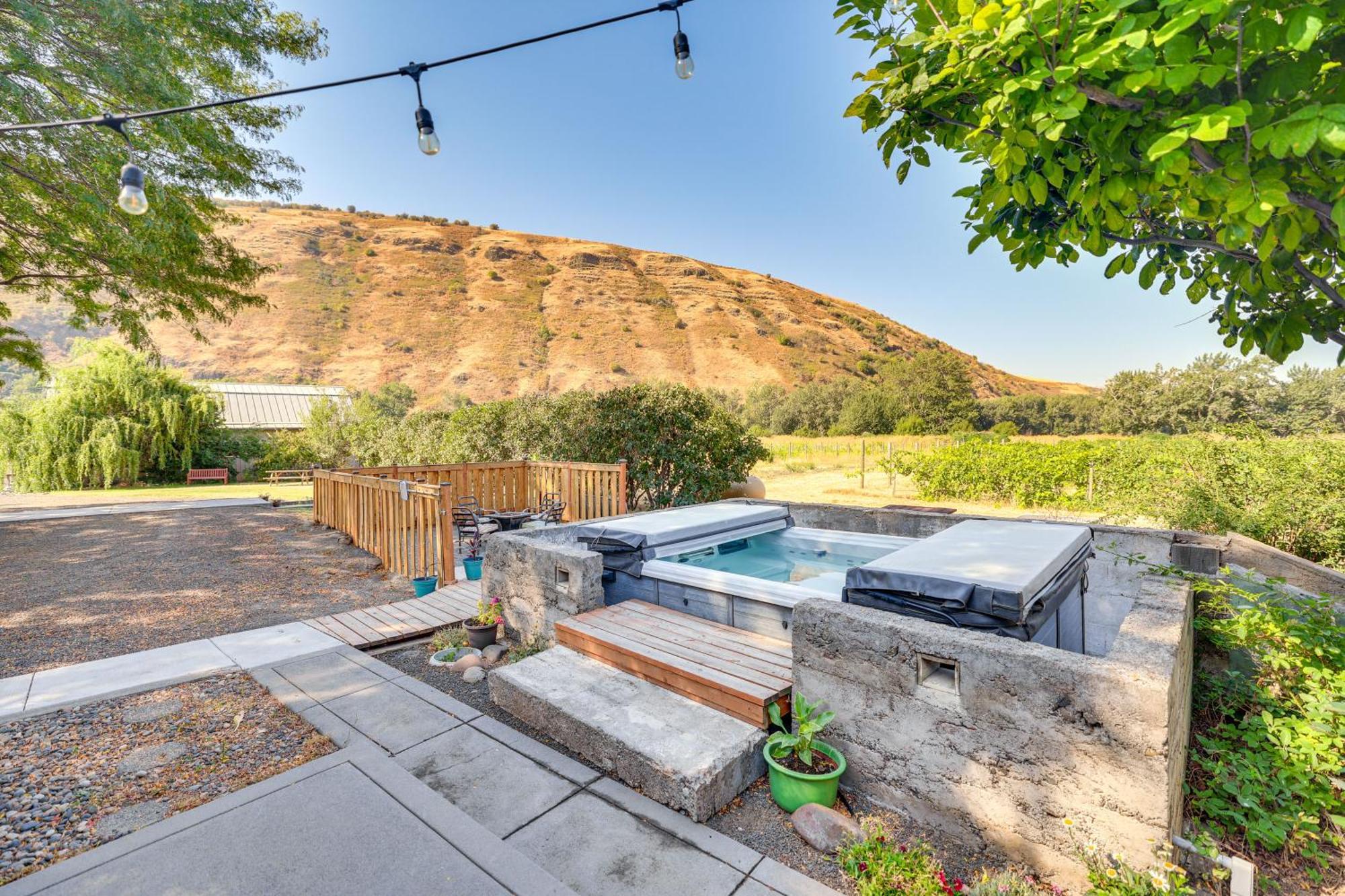 Mongata Winery Romantic Retreat On-Site Tastings! Milton-Freewater Esterno foto